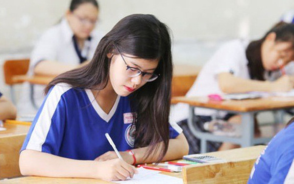 Chương trình ôn thi năm nay chủ yếu tập trung trong phần kiến thức lớp 12